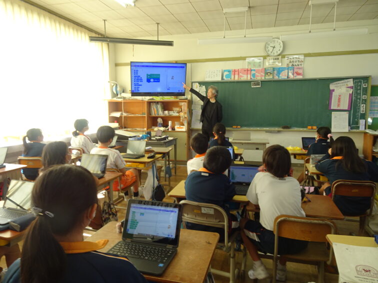 プログラミング学習 10/26|高岡市立高陵小学校